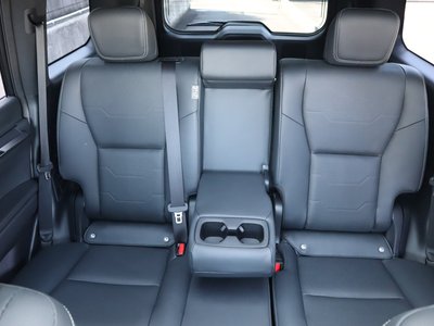 2025 Lexus GX — миниатюра 51