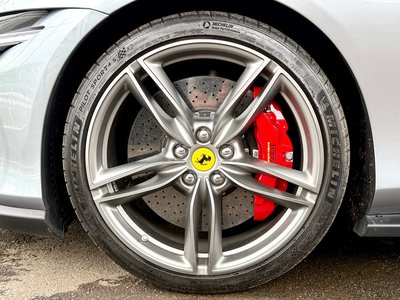 صورة مصغرة 40 لـ 2022 Ferrari ROMA