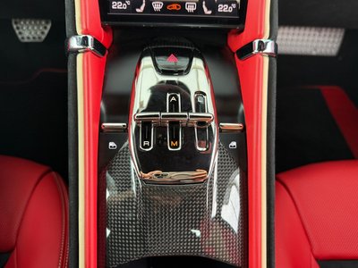 صورة مصغرة 30 لـ 2022 Ferrari ROMA