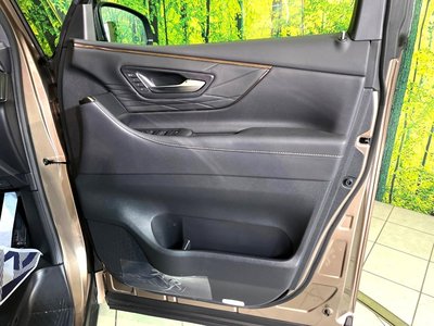 2025 Toyota ALPHARD — фото 28