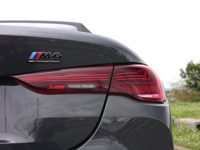 صورة 14 لـ 2026 BMW M4 CABRIOLET