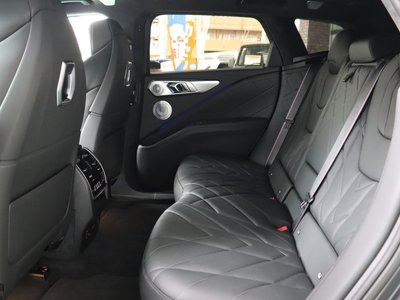 صورة 43 لـ 2023 BMW XM