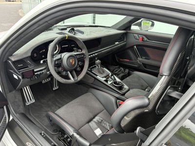 2024 Porsche 911 photo 8