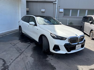 2024 BMW 5 SERIES TOURING 照片 3