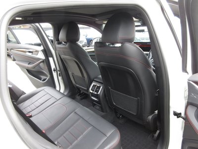 2023 BMW X4 thumbnail 34