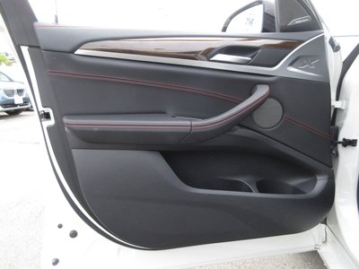 2023 BMW X4 thumbnail 27