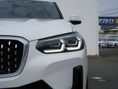 2023 BMW X4 thumbnail 24