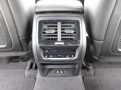 2023 BMW X4 thumbnail 37
