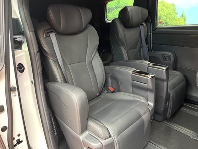 صورة 10 لـ 2025 Toyota ALPHARD