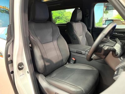 صورة 9 لـ 2025 Toyota ALPHARD