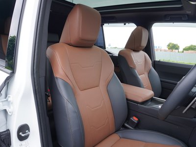 صورة مصغرة 70 لـ 2025 Lexus GX