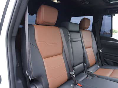 صورة مصغرة 54 لـ 2025 Lexus GX