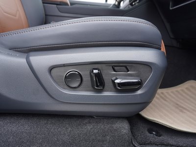 صورة مصغرة 72 لـ 2025 Lexus GX