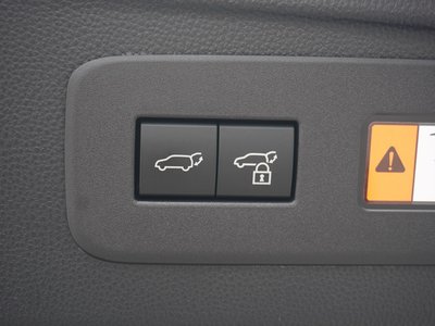 صورة مصغرة 30 لـ 2025 Lexus GX