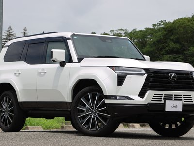 صورة مصغرة 7 لـ 2025 Lexus GX