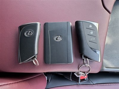 2024 Lexus ES photo 16