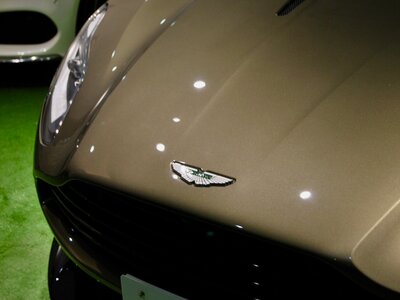 صورة 35 لـ 2017 Aston Martin DB11