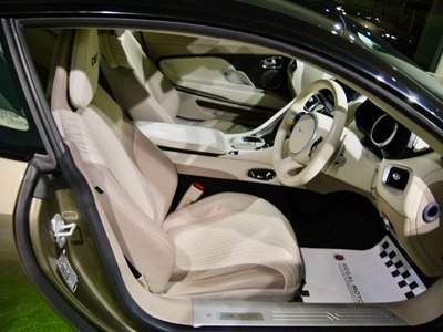 صورة 11 لـ 2017 Aston Martin DB11