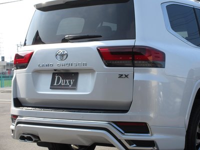 2025 Toyota LAND CRUISER 300 thumbnail 19