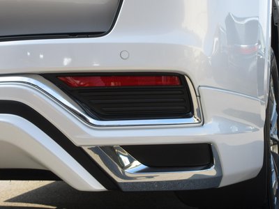 2025 Toyota LAND CRUISER 300 thumbnail 20