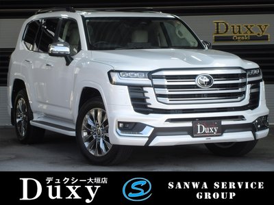 2025 Toyota LAND CRUISER 300 photo 1