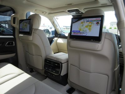2025 Toyota LAND CRUISER 300 thumbnail 62