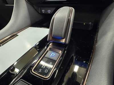 2025 Toyota ALPHARD photo 71