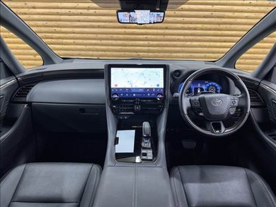 2025 Toyota ALPHARD photo 3