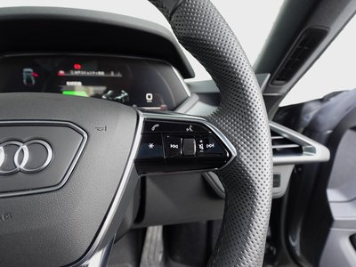 2023 AUDI E-TRON GT QUATTRO thumbnail 24