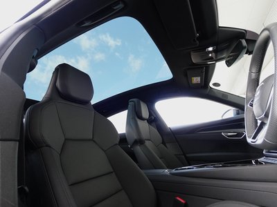 2023 AUDI E-TRON GT QUATTRO thumbnail 35