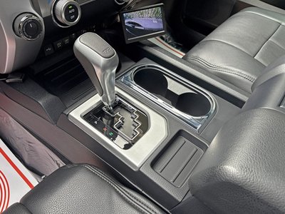 2020 Toyota TUNDRA photo 11