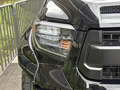 2020 Toyota TUNDRA photo 8