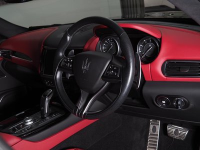 2022 Maserati LEVANTE — миниатюра 7