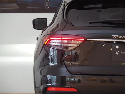 2022 Maserati LEVANTE — миниатюра 38