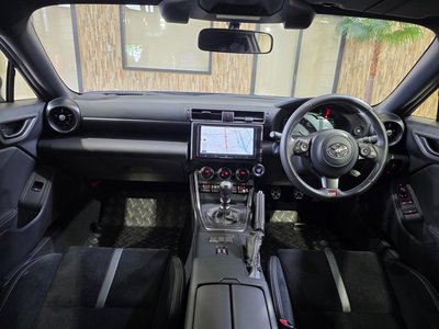 صورة 5 لـ 2024 Toyota GR86