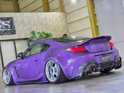 صورة 9 لـ 2024 Toyota GR86