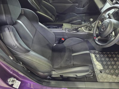 صورة 73 لـ 2024 Toyota GR86
