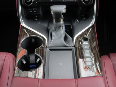 2024 Lexus LX thumbnail 59