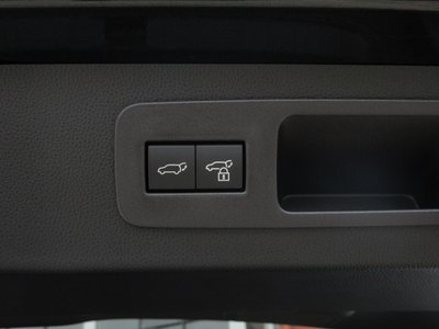 2024 Lexus LX thumbnail 26