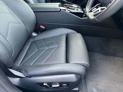 صورة 10 لـ 2025 BMW 5 SERIES