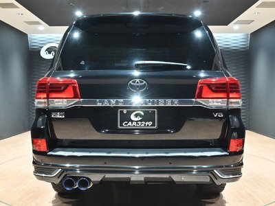 2017 Toyota LAND CRUISER 200 — фото 4