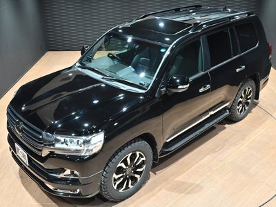 2017 Toyota LAND CRUISER 200 — фото 7