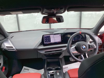 2025 BMW 1 SERIES thumbnail 30