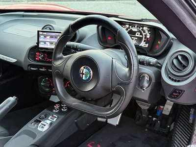 2015 ALFA Romeo 4C — фото 3