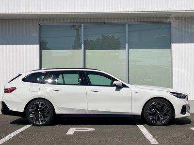2025 BMW 5 SERIES TOURING 照片 6