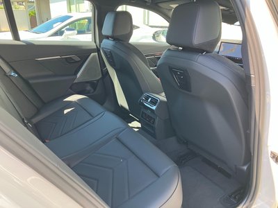 صورة مصغرة 32 لـ 2025 BMW 5 SERIES TOURING