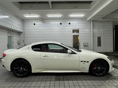 صورة 4 لـ 2012 Maserati GRANTURISMO