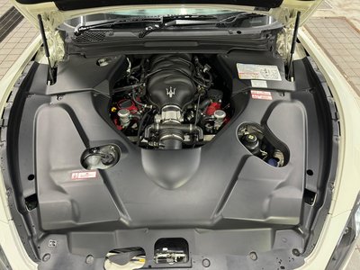 صورة 16 لـ 2012 Maserati GRANTURISMO