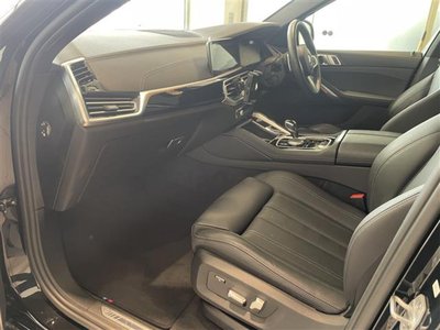 صورة 35 لـ 2021 BMW X6