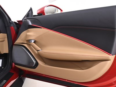 صورة 26 لـ 2024 Ferrari ROMA SPIDER